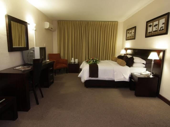 Cresta Bosele Hotel Selebi-Phikwe Eksteriør bilde